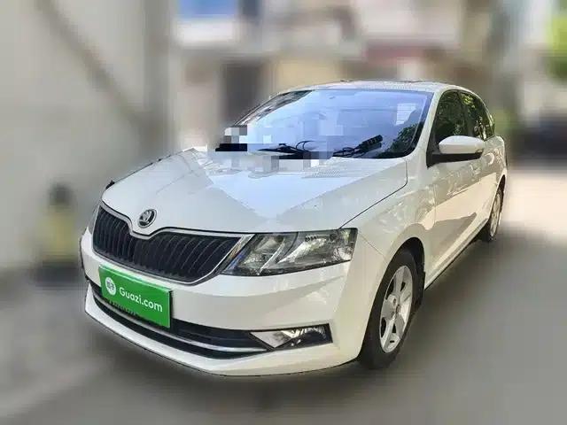 Rapid 2018 1.6L Manual Comfort Edition