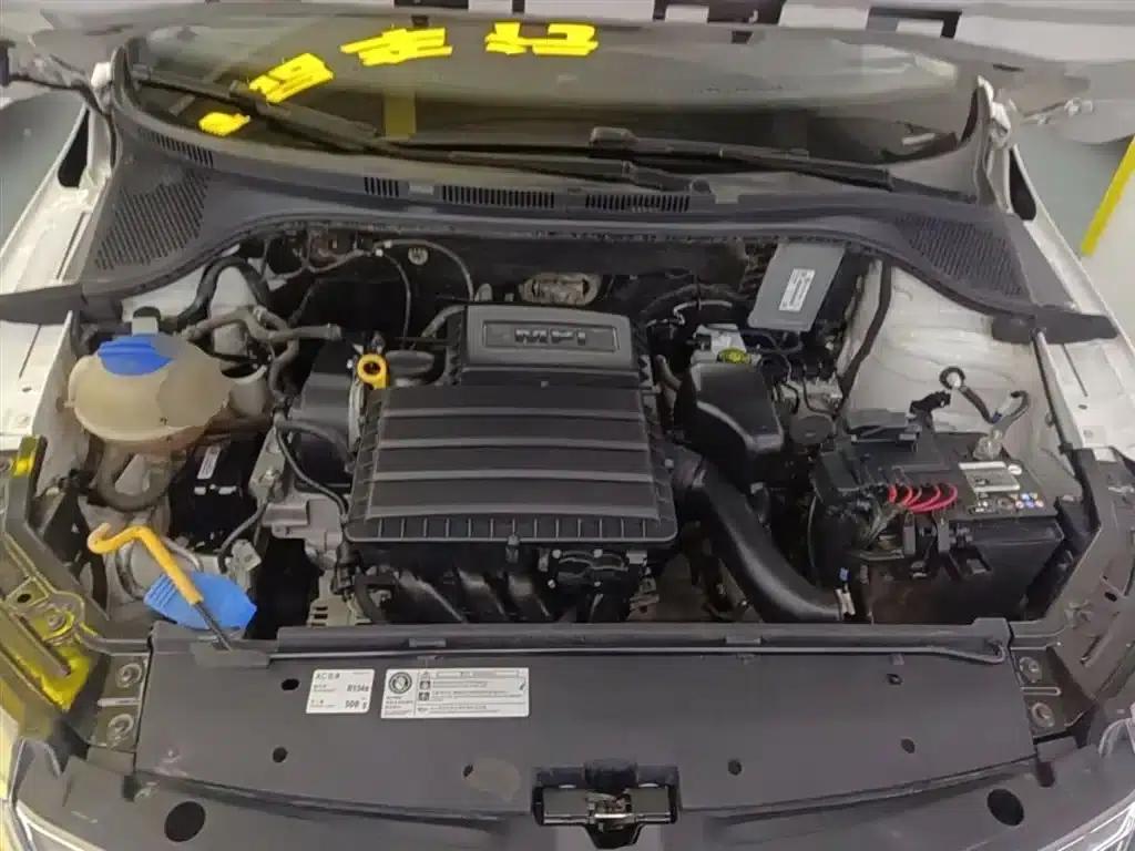 Rapid 2018 1.6L Manual Comfort Edition — миниатюра 20