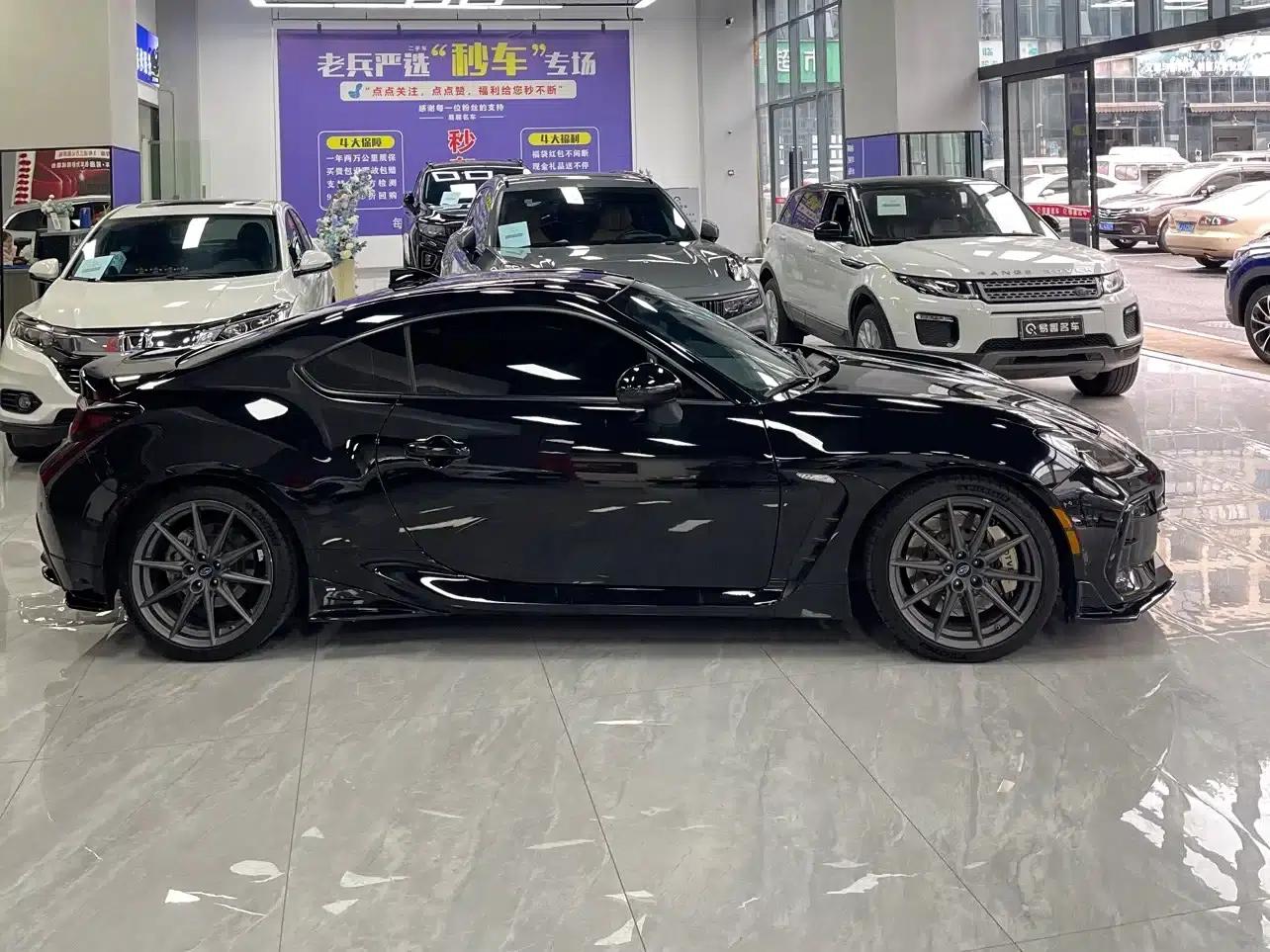 2025 Subaru BRZ 2.4L Manual EyeSight STI Sport — миниатюра 4