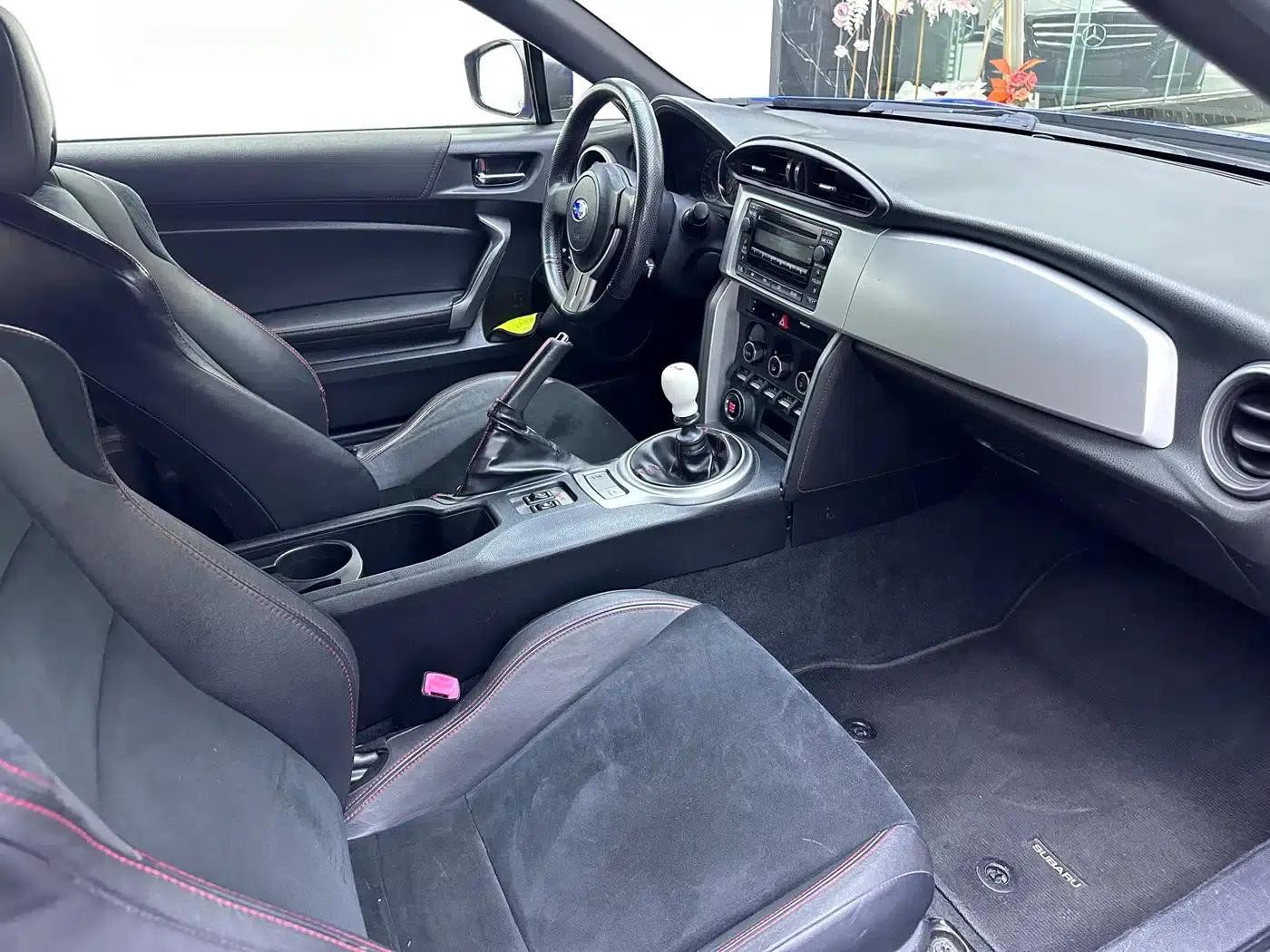 Subaru BRZ 2013 2.0i Manual Luxury — миниатюра 15