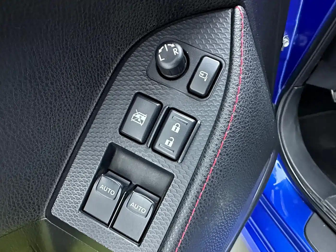 Subaru BRZ 2013 2.0i Manual Luxury — миниатюра 18