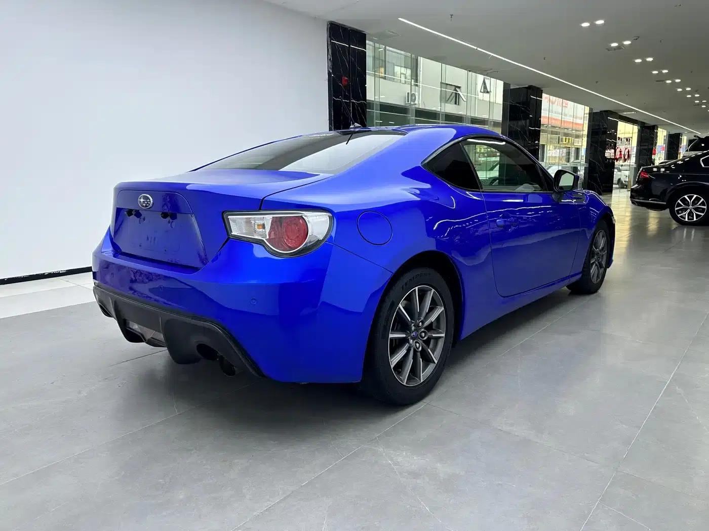 Subaru BRZ 2013 2.0i Manual Luxury — миниатюра 3