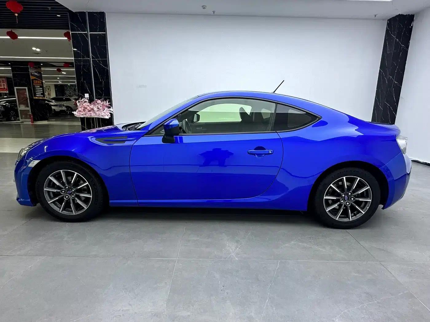 Subaru BRZ 2013 2.0i Manual Luxury — миниатюра 5