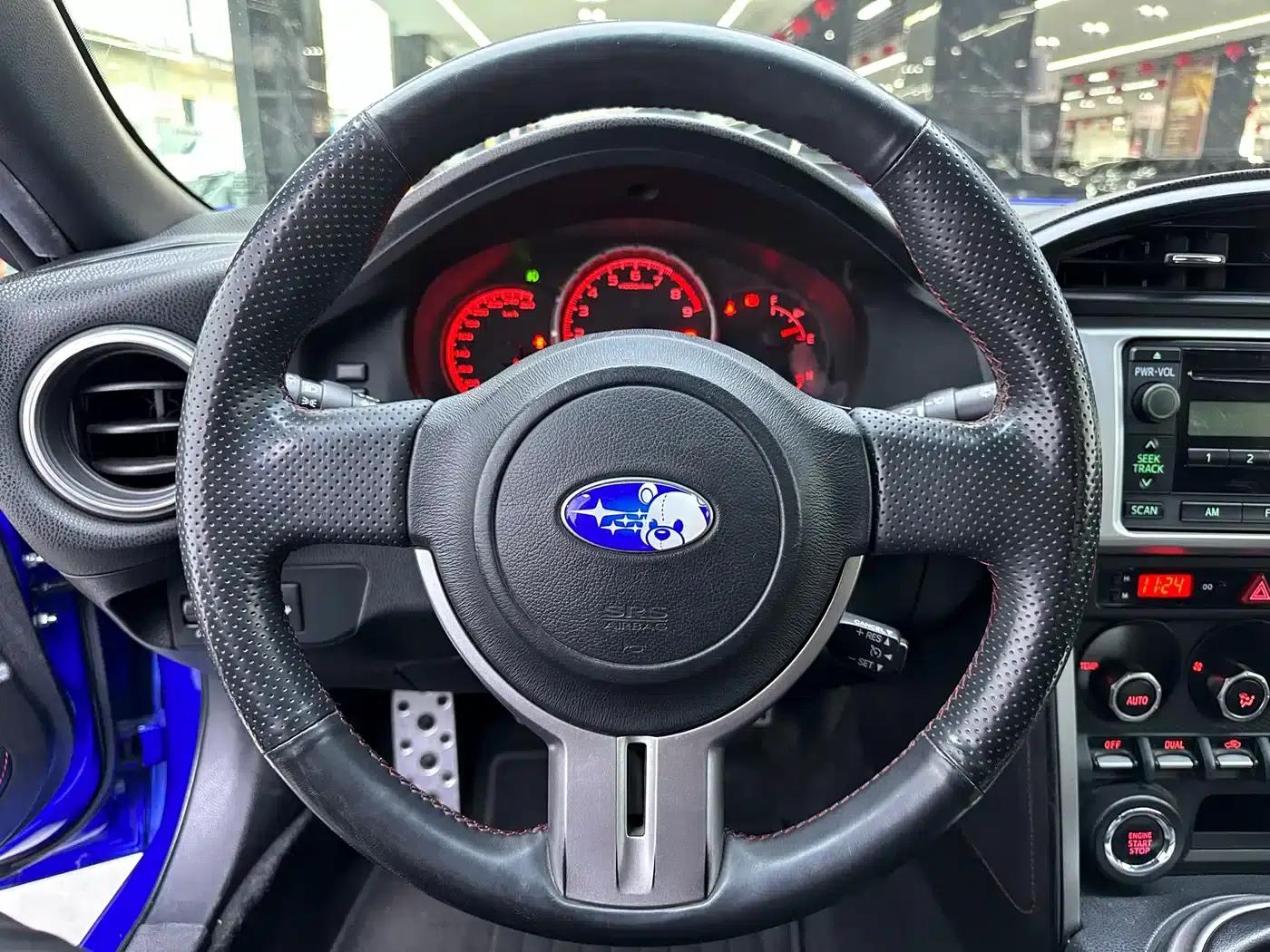 Subaru BRZ 2013 2.0i Manual Luxury — миниатюра 10
