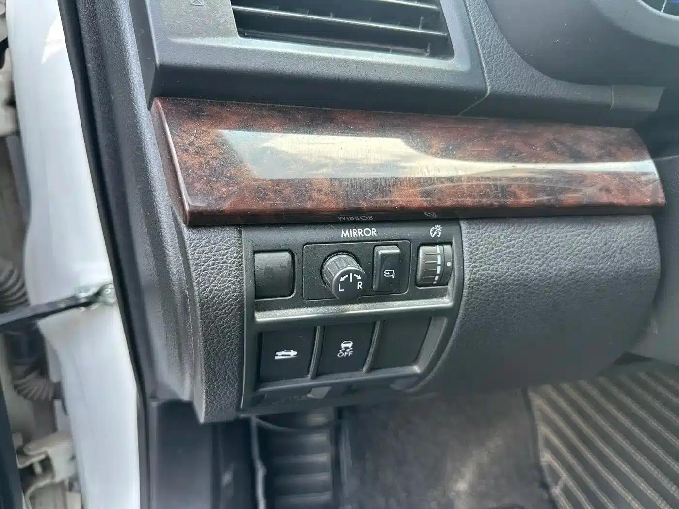 Outback 2013 2.5i Luxury Edition — миниатюра 6