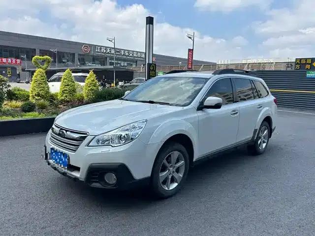 Outback 2013 2.5i Luxury Edition