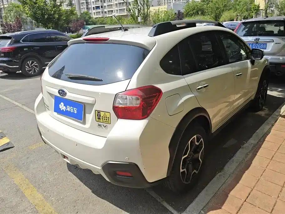 Subaru XV 2014 2.0i Luxury Edition — миниатюра 3