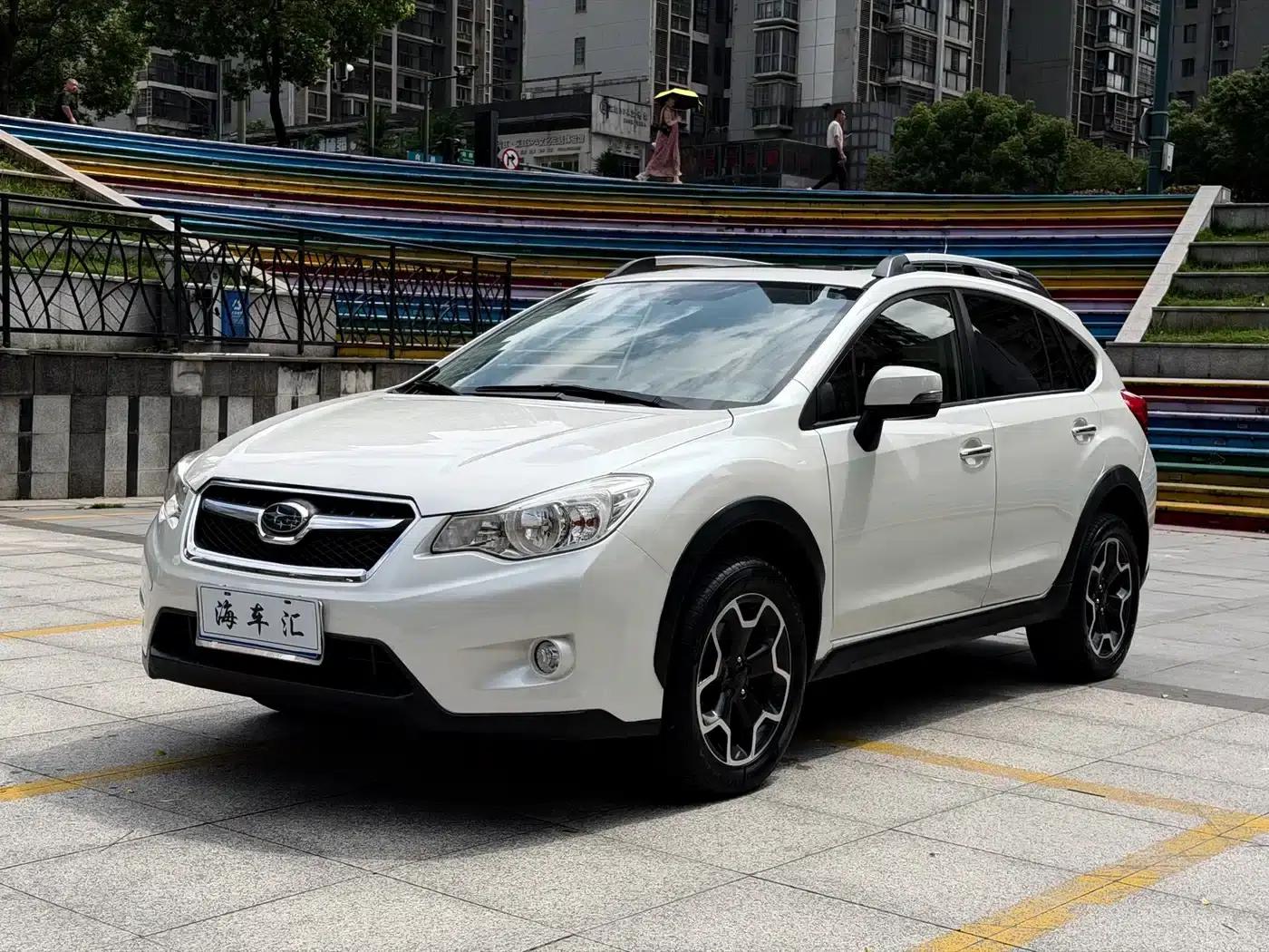 Subaru XV 2012 2.0i Luxury Edition — миниатюра 1