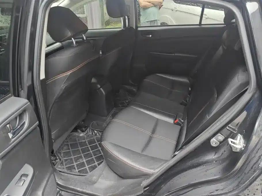 Subaru XV 2012 2.0i Comfort Edition — миниатюра 11