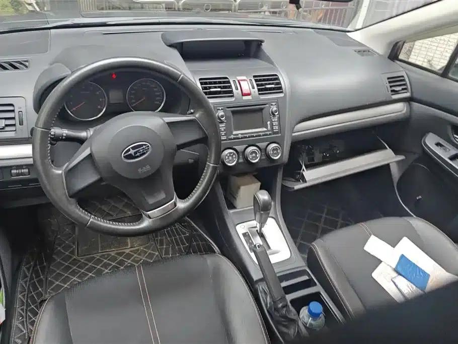 Subaru XV 2012 2.0i Comfort Edition — миниатюра 12