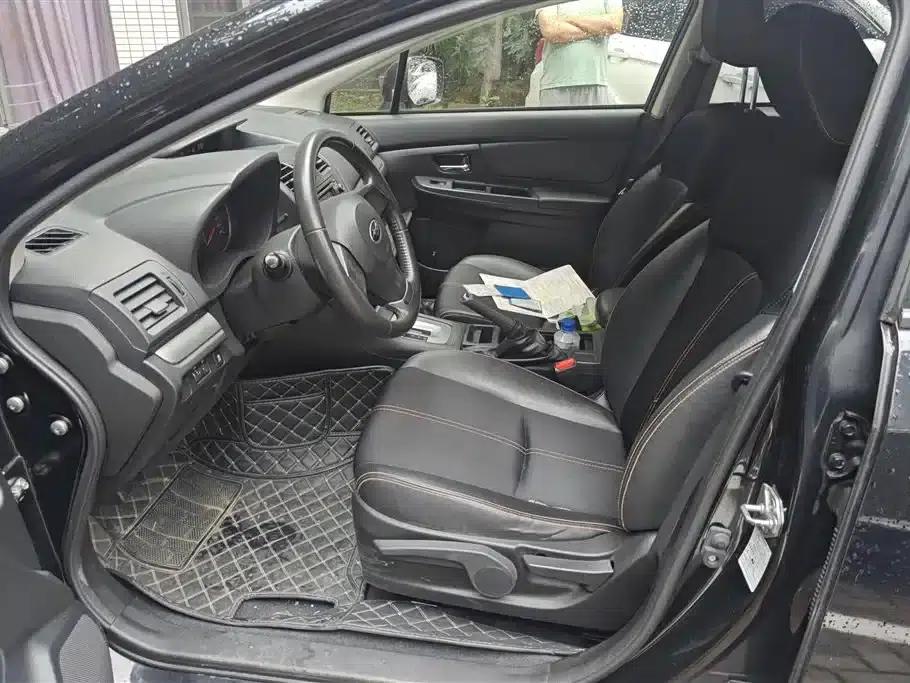 Subaru XV 2012 2.0i Comfort Edition — миниатюра 9