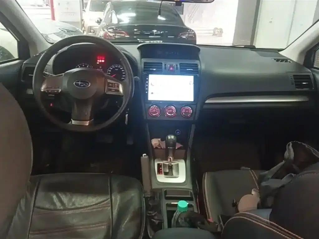 Subaru XV 2014 2.0i Comfort Edition — миниатюра 10