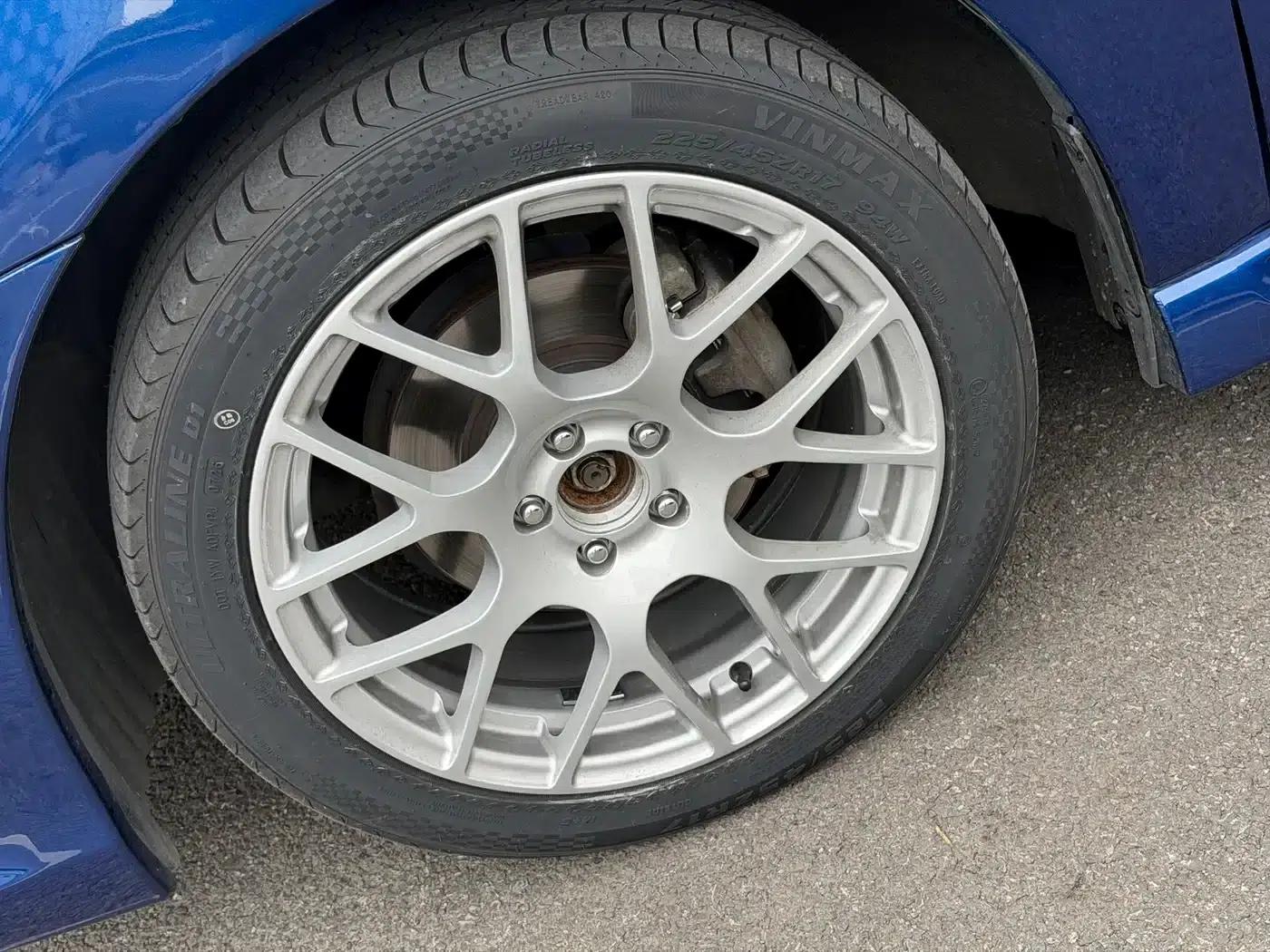 Legacy 2010 2.0i Luxury Touring Edition — миниатюра 3