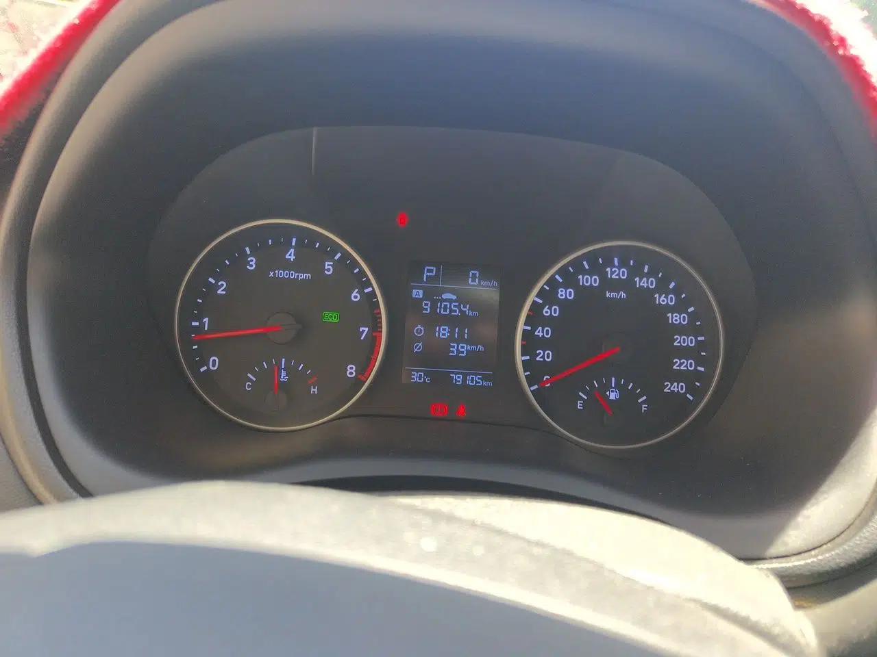 Hyundai Celesta 2020 1.6L Automatic GL Enjoyable Edition — миниатюра 12