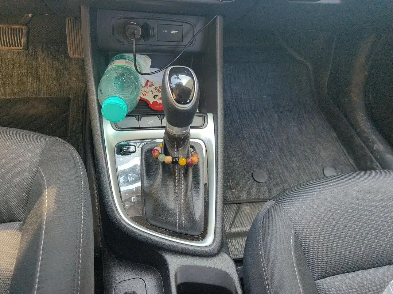Hyundai Celesta 2020 1.6L Automatic GL Enjoyable Edition — миниатюра 15