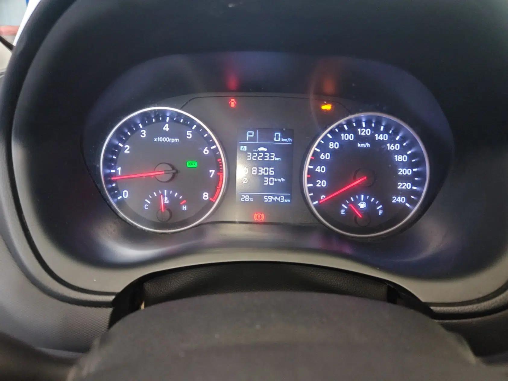 Hyundai Celesta 2020 1.6L Automatic GL Enjoyable Edition — миниатюра 15