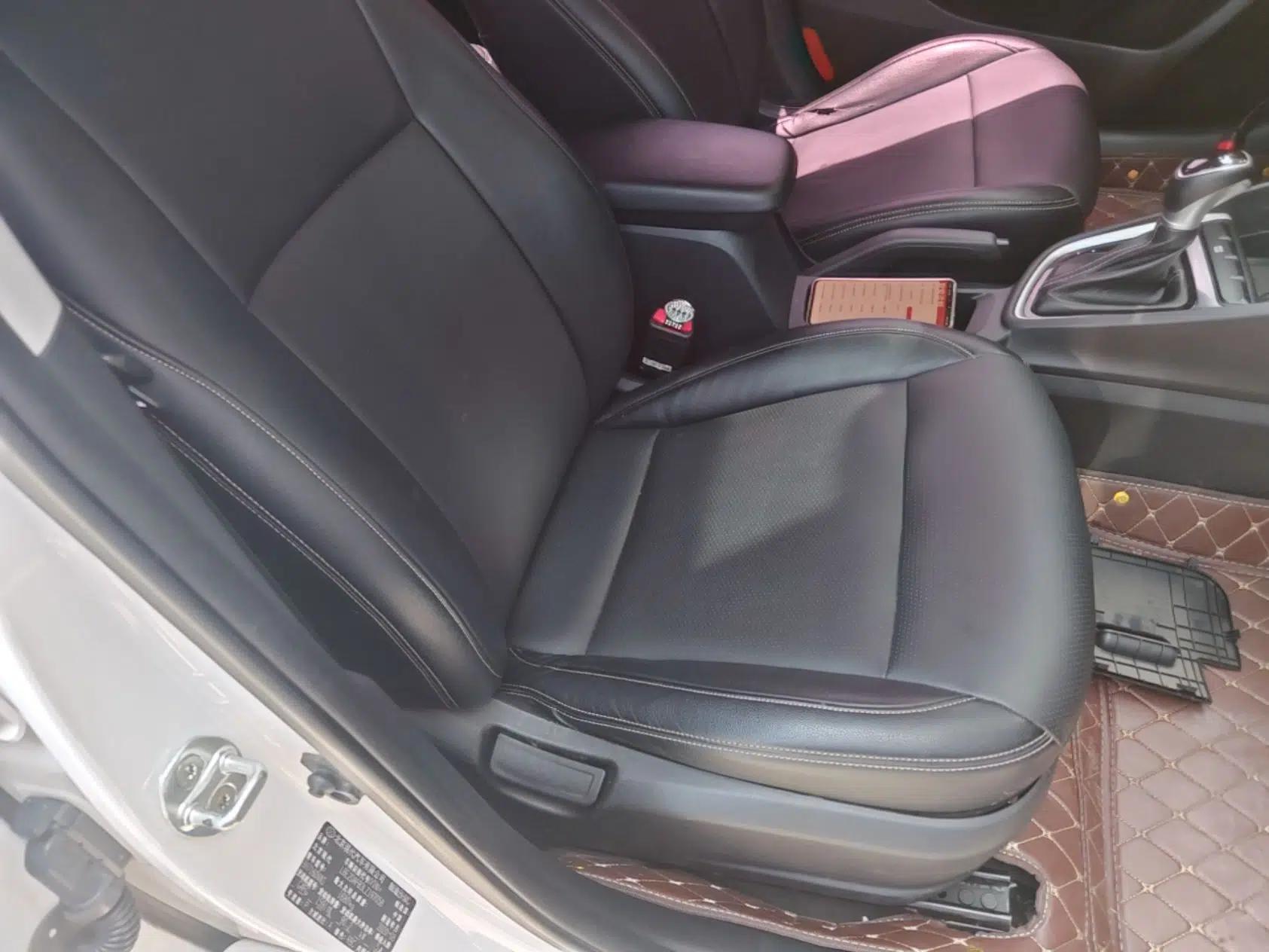 Hyundai Celesta 2020 1.6L Automatic GL Enjoyable Edition — миниатюра 23