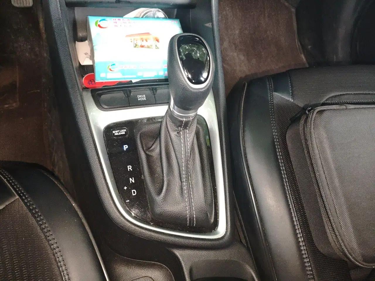 Hyundai Celesta 2020 1.6L Automatic GL Enjoyable Edition — миниатюра 15