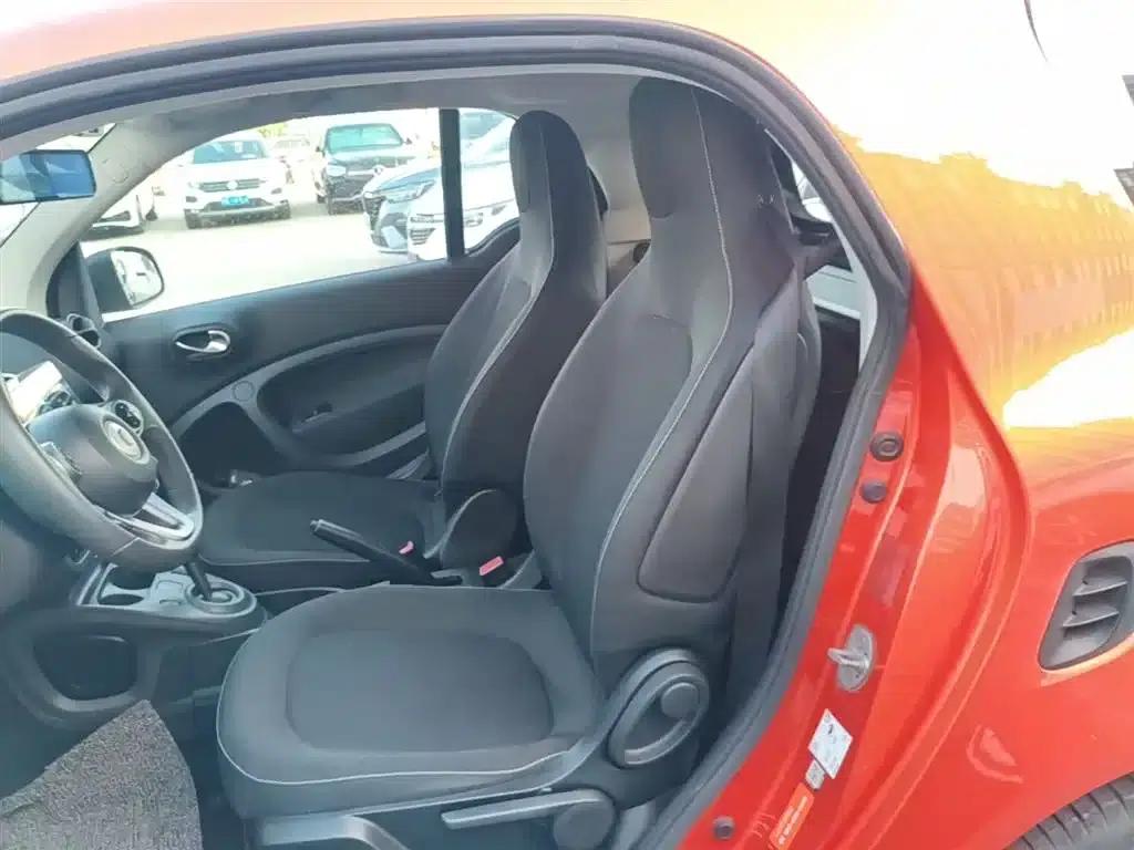 2015 Smart Fortwo 1.0L 52kW Hardtop Passion Edition — миниатюра 17