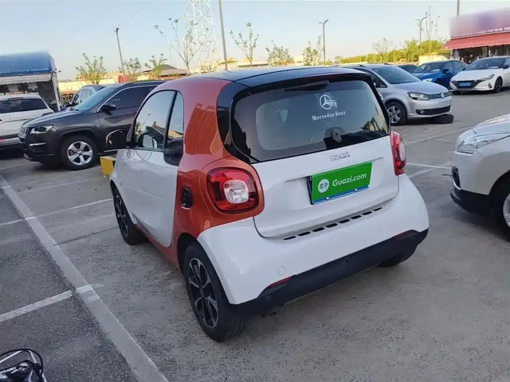 2015 Smart Fortwo 1.0L 52kW Hardtop Passion Edition — миниатюра 5