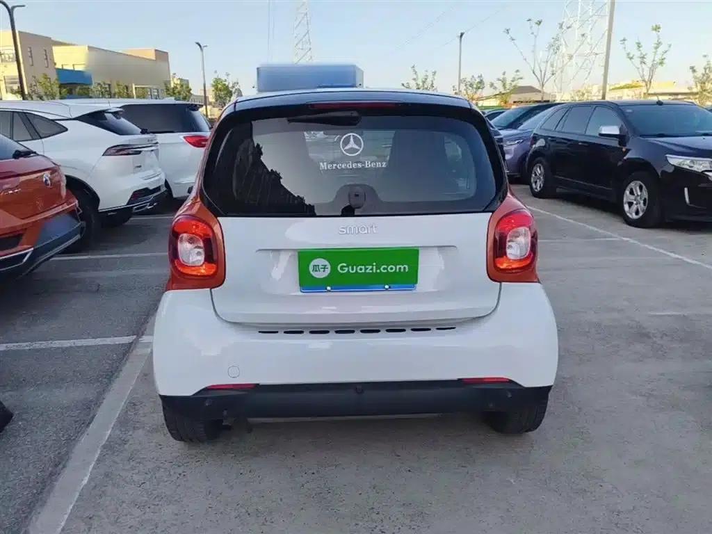 2015 Smart Fortwo 1.0L 52kW Hardtop Passion Edition — миниатюра 6