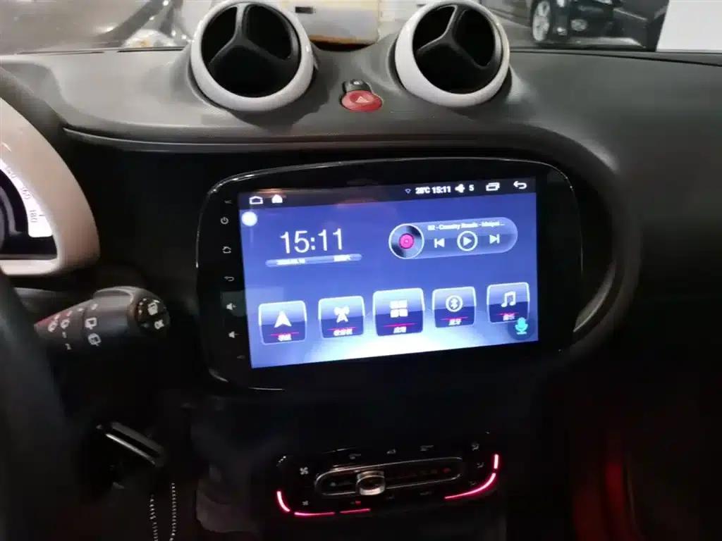 2015 Smart Fortwo 1.0L 52kW Hardtop Dynamic Edition — миниатюра 13
