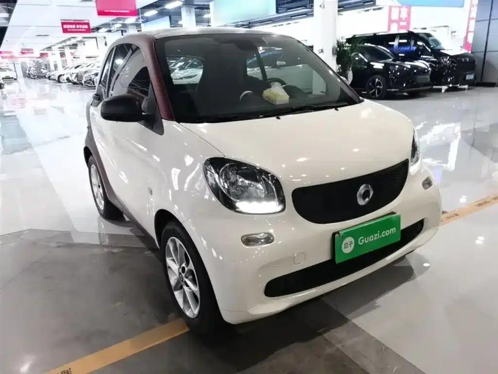 2015 Smart Fortwo 1.0L 52kW Hardtop Dynamic Edition — миниатюра 4