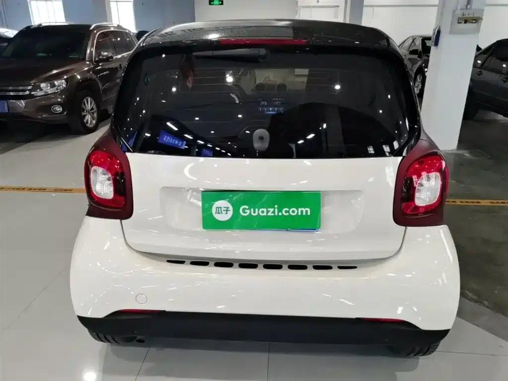 2015 Smart Fortwo 1.0L 52kW Hardtop Dynamic Edition — миниатюра 6
