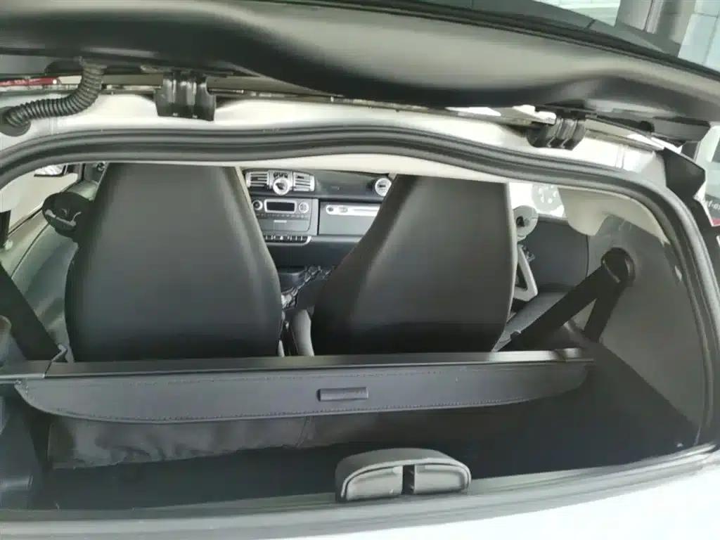 2012 Smart Fortwo 1.0 MHD Hardtop Comfort Edition — миниатюра 19