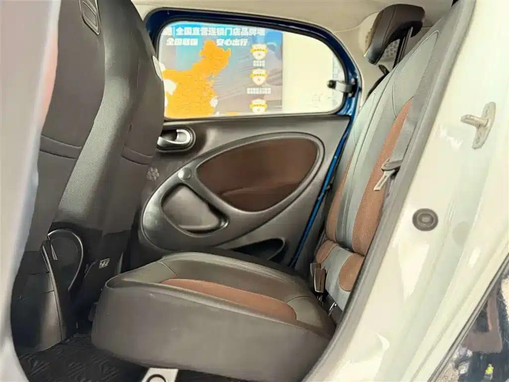 2018 Smart Forfour 0.9T 66kW Pioneer Edition — миниатюра 22