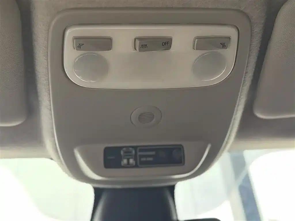 2018 Smart Forfour 0.9T 66kW Pioneer Edition — миниатюра 31