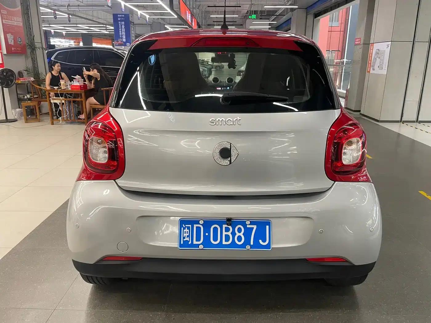 2016 Smart Forfour 1.0L 52kW Dynamic Edition — миниатюра 4