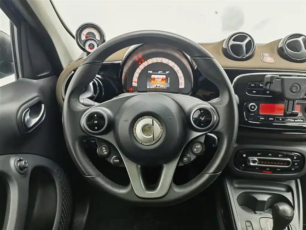 Smart Forfour 2018 0.9T 66kW Fashion Edition — миниатюра 11