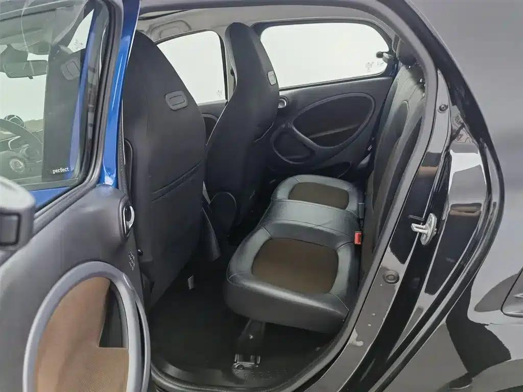 Smart Forfour 2018 0.9T 66kW Fashion Edition — миниатюра 15