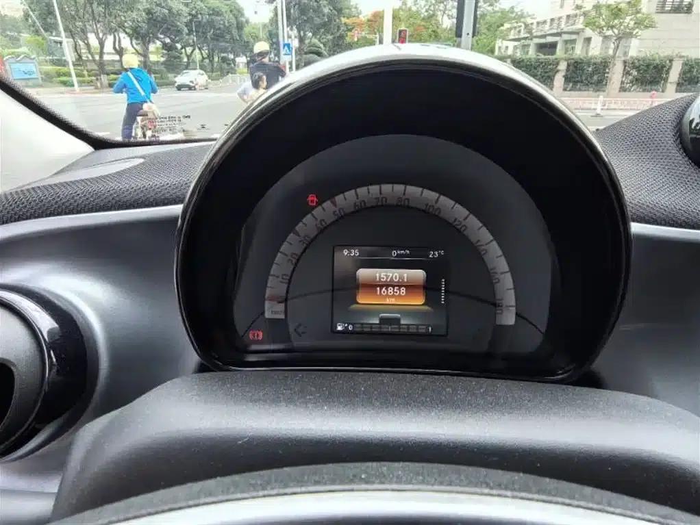 2018 Smart Forfour 1.0L 52kW Passion Edition — миниатюра 8