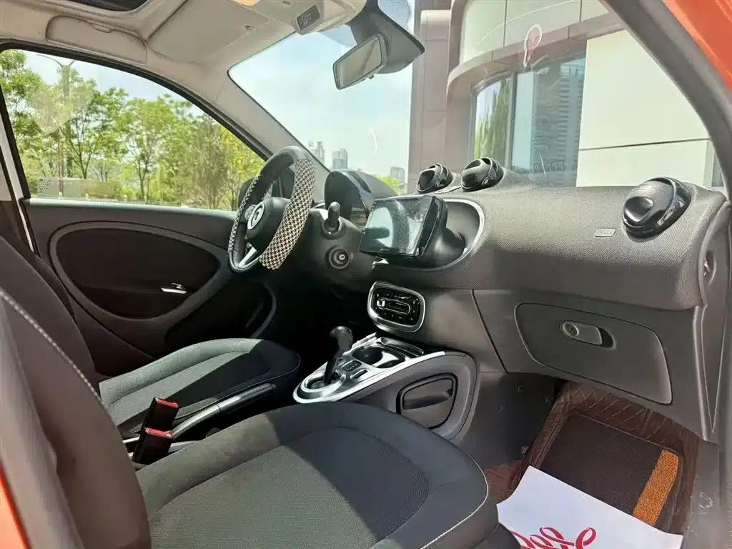 2016 Smart Forfour 1.0L 52kW Passion Edition — миниатюра 5