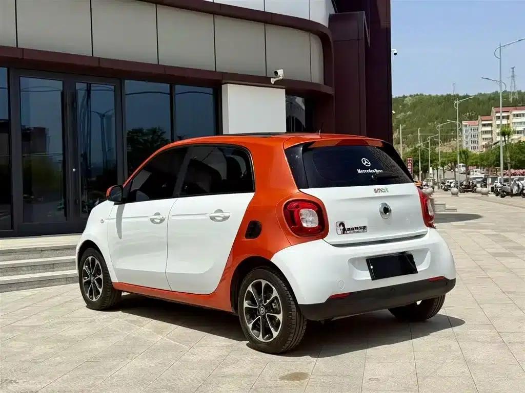 2016 Smart Forfour 1.0L 52kW Passion Edition — миниатюра 9