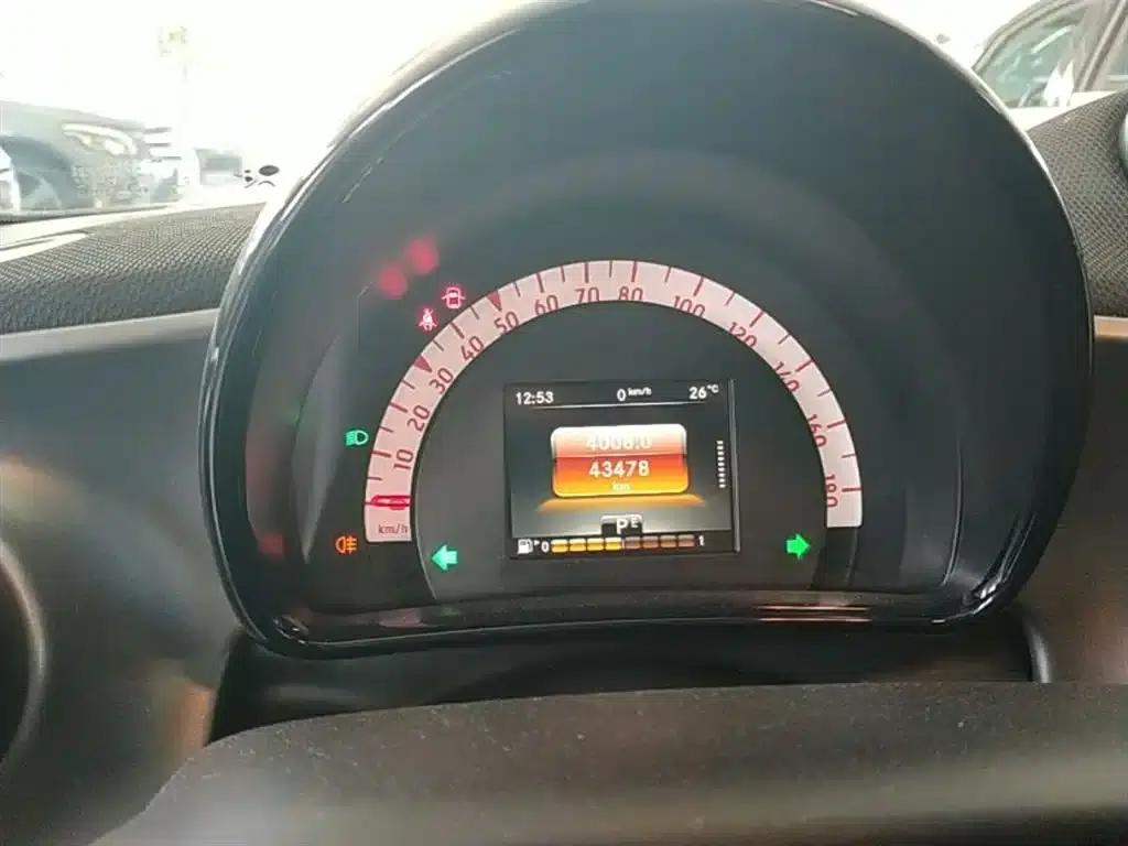 2018 Smart Forfour 1.0L 52kW Passion Edition — миниатюра 12