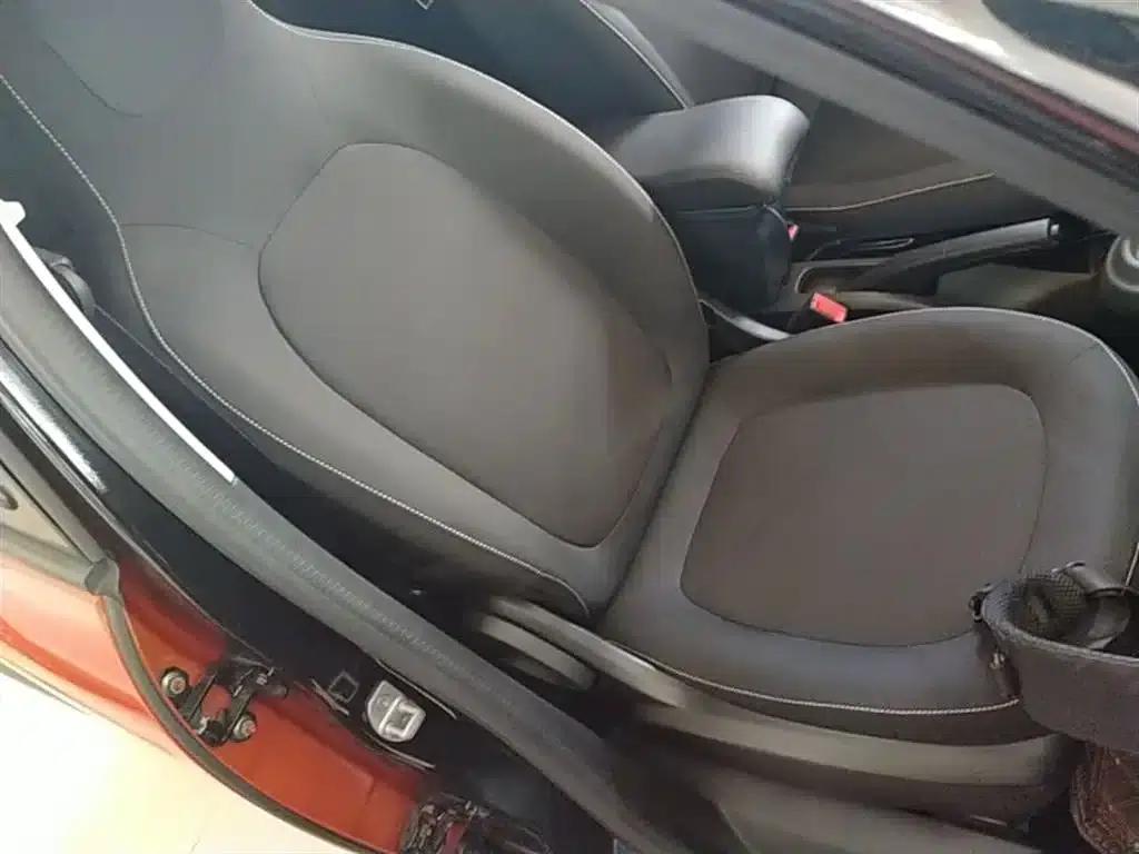 2018 Smart Forfour 1.0L 52kW Passion Edition — миниатюра 25