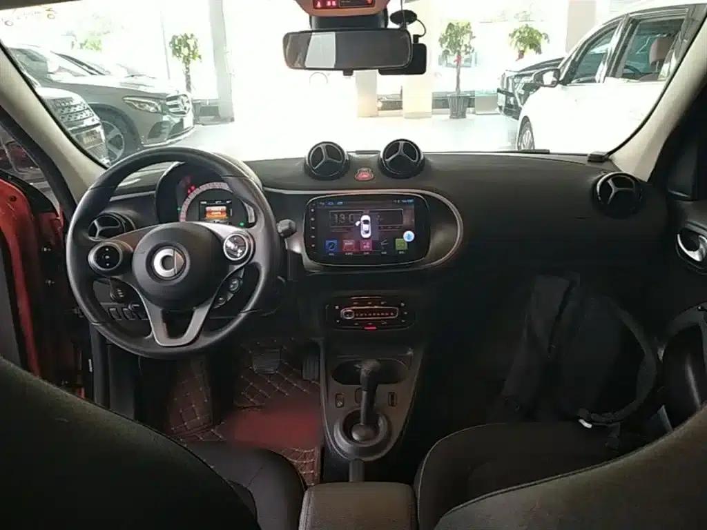 2018 Smart Forfour 1.0L 52kW Passion Edition — миниатюра 10