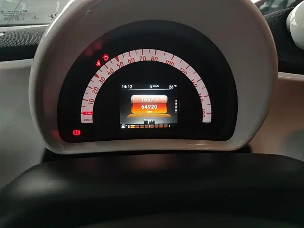 2018 Smart Forfour 1.0L 52kW Passion Edition — миниатюра 12