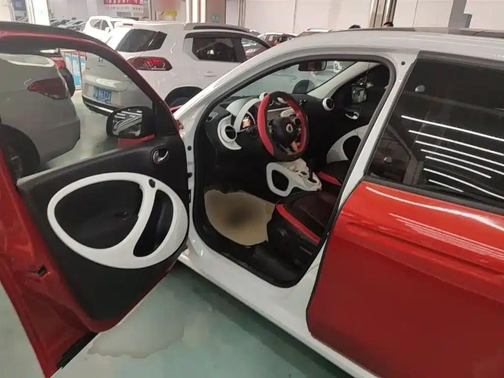 2018 Smart Forfour 1.0L 52kW Passion Edition — миниатюра 16