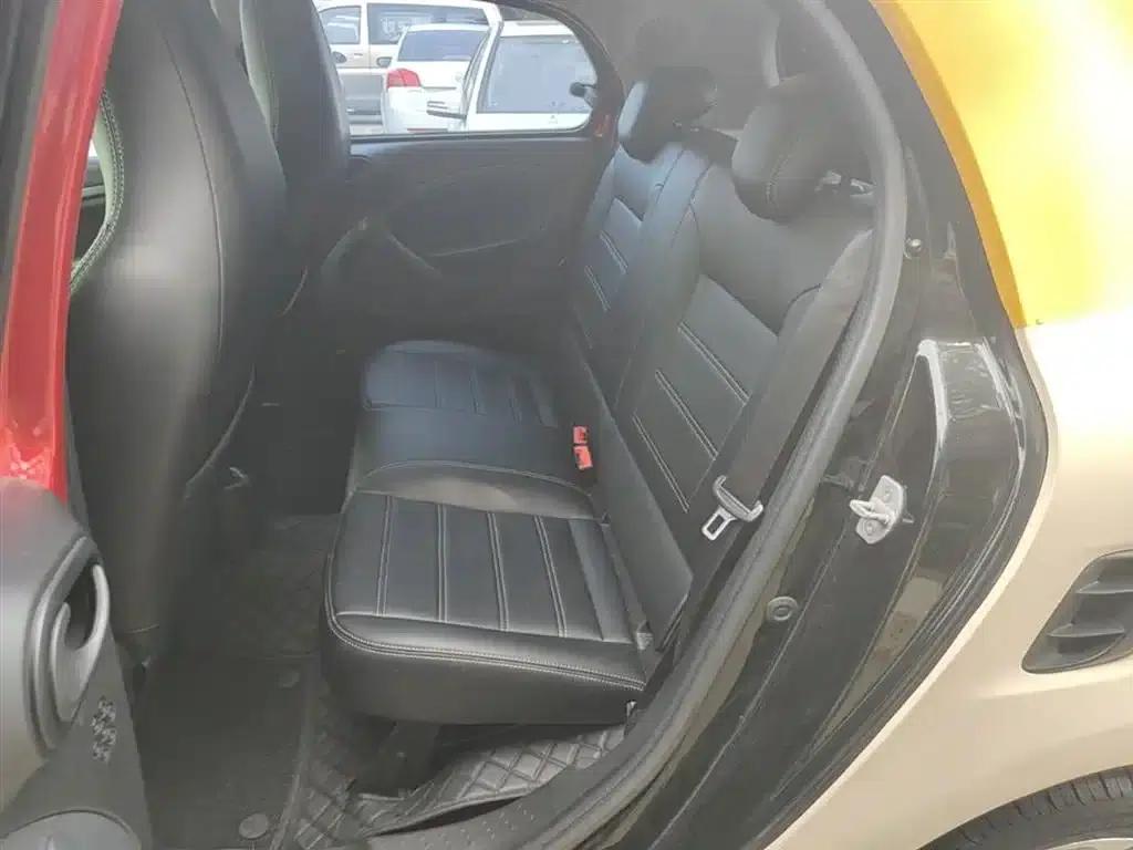 2016 Smart Forfour 1.0L 52kW Dynamic Edition — миниатюра 17