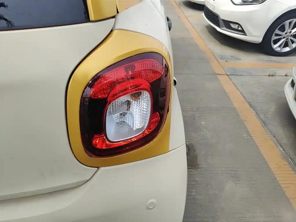 2016 Smart Forfour 1.0L 52kW Dynamic Edition — миниатюра 8