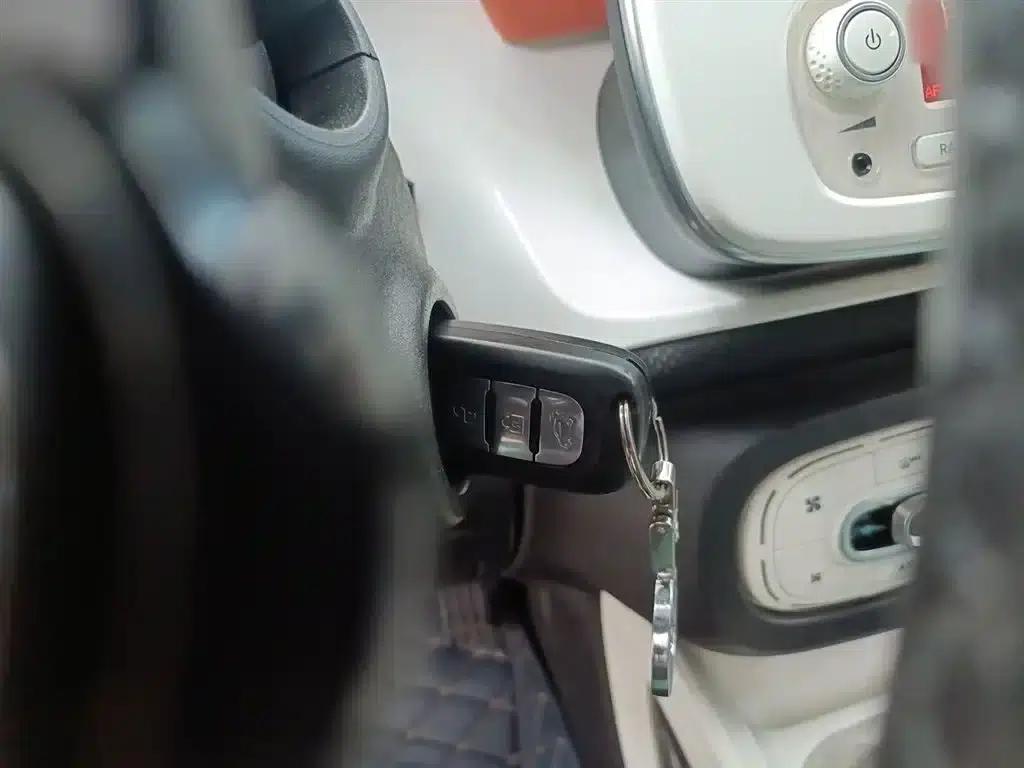 2016 Smart Forfour 1.0L 52kW Passion Edition — миниатюра 12