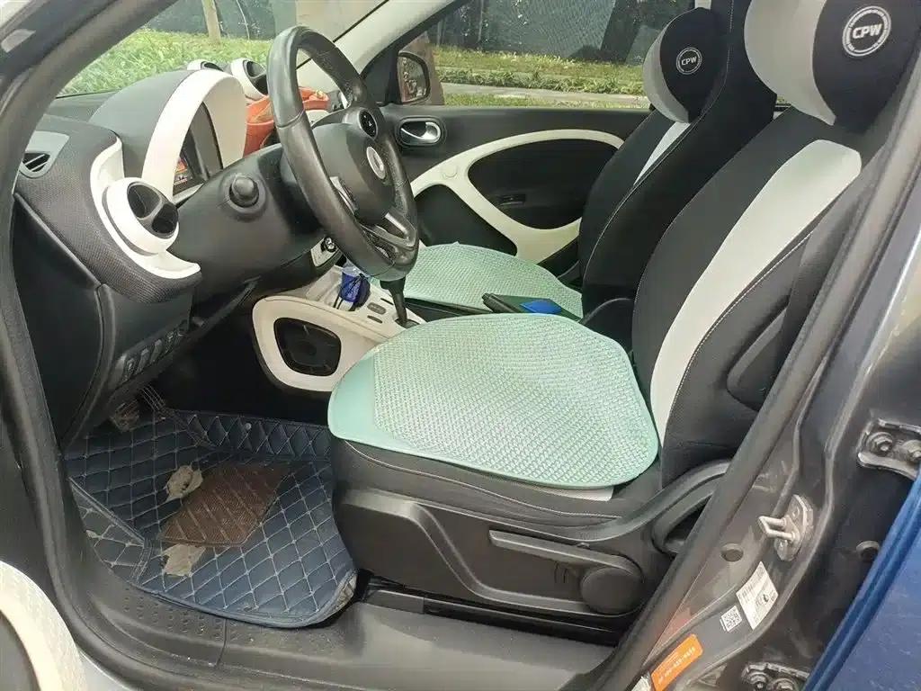 2016 Smart Forfour 1.0L 52kW Passion Edition — миниатюра 8