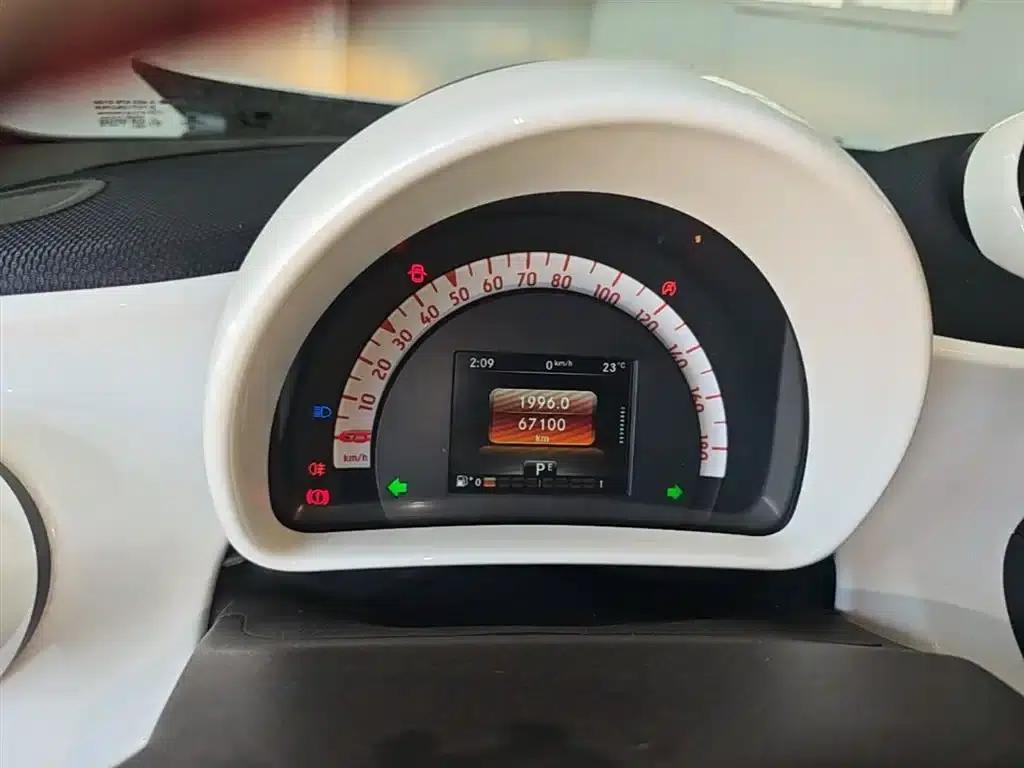 2016 Smart Forfour 1.0L 52kW Passion Edition — миниатюра 12