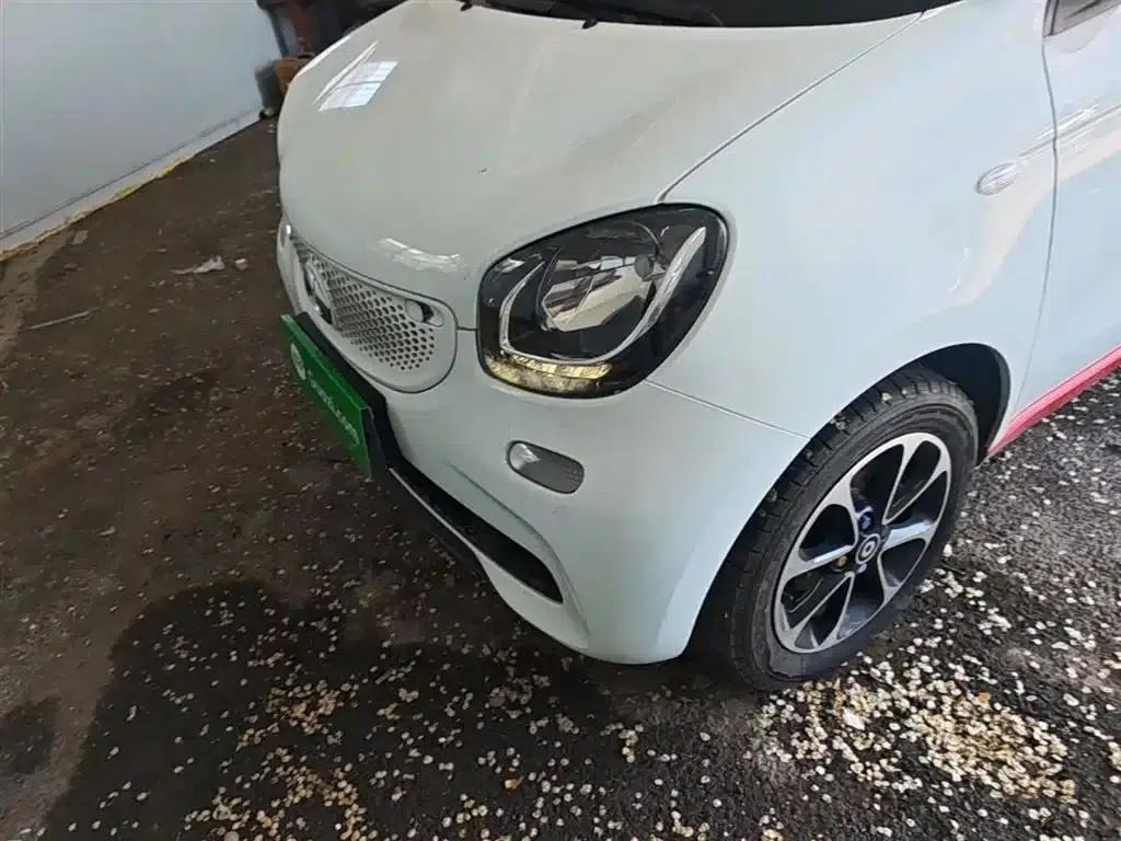2016 Smart Forfour 1.0L 52kW Passion Edition — миниатюра 24