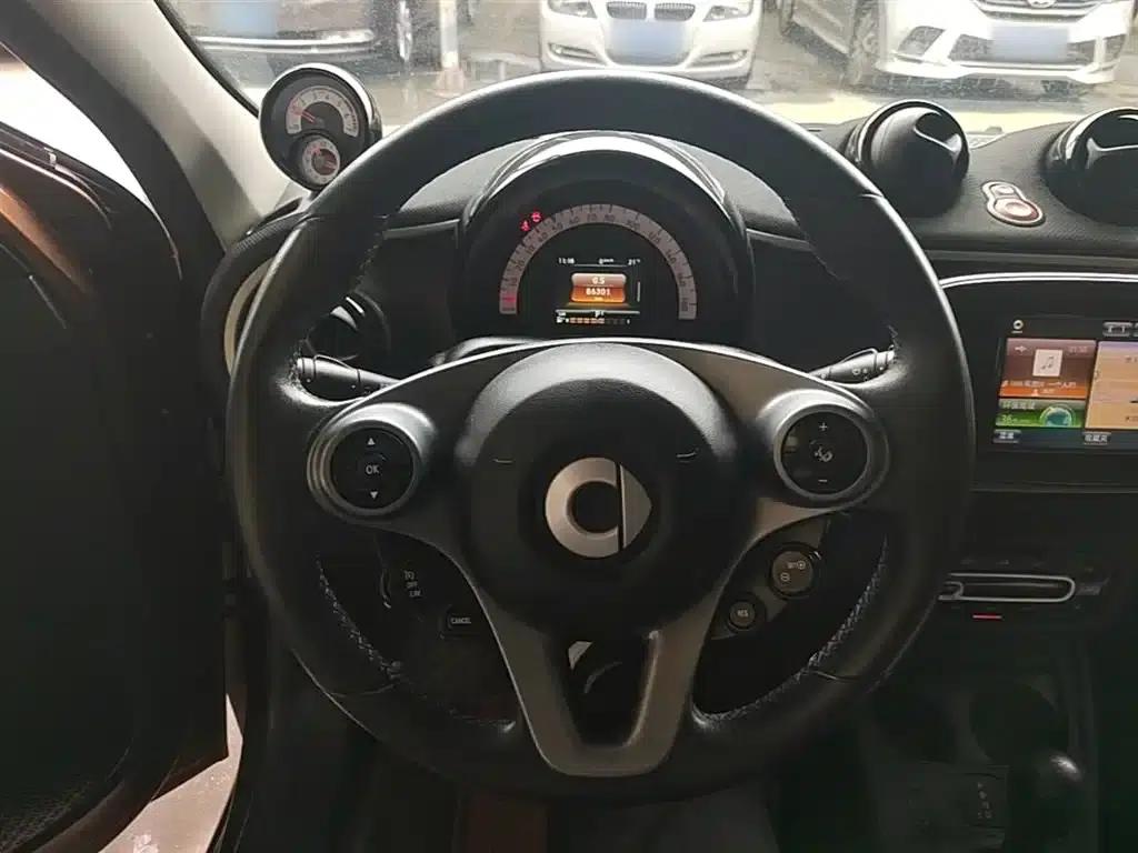 2016 Smart Forfour 0.9T 66kW Pioneer Edition — миниатюра 11