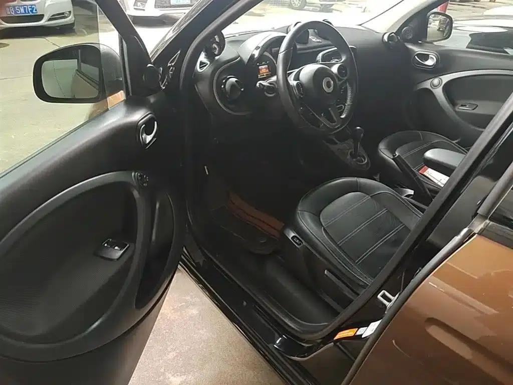 2016 Smart Forfour 0.9T 66kW Pioneer Edition — миниатюра 16